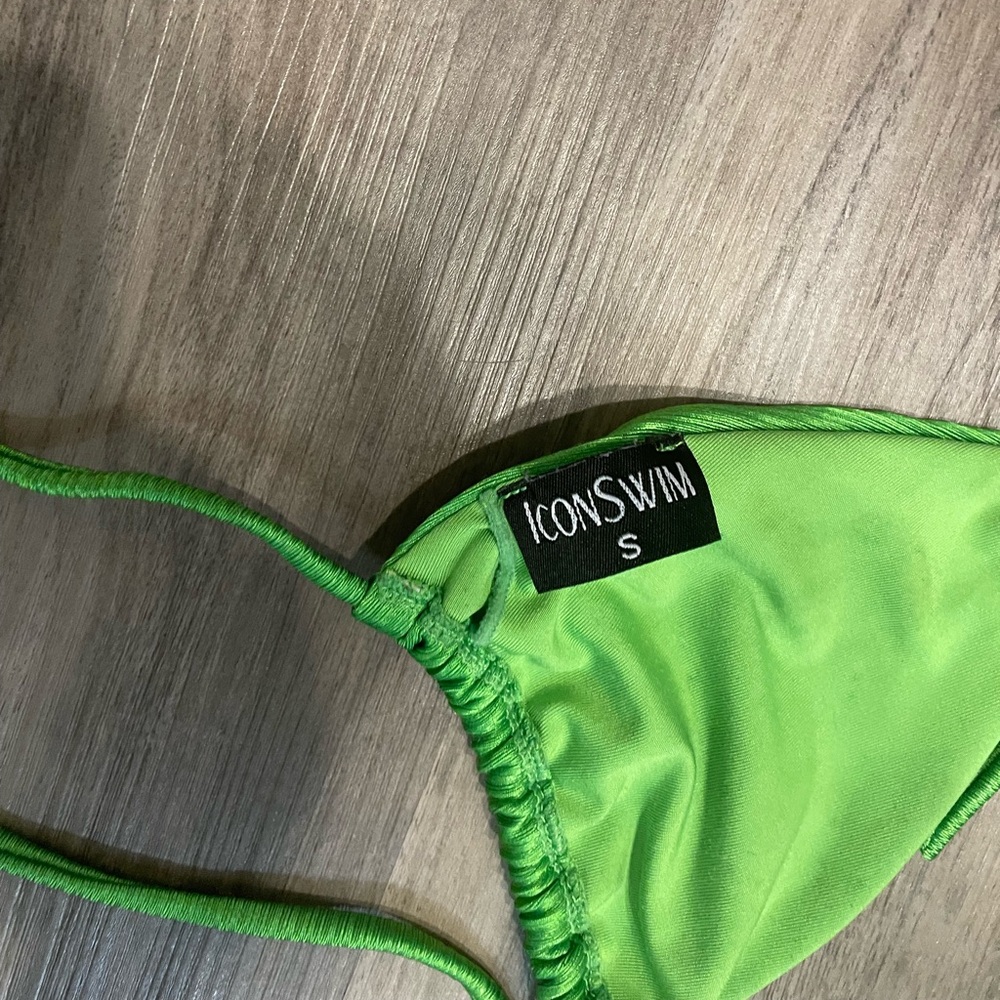Green String Bikini - Picture 4 of 6